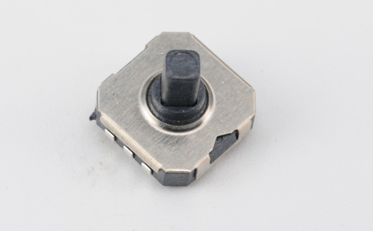 電視機顯示器上使用開機鍵五向開關(guān)