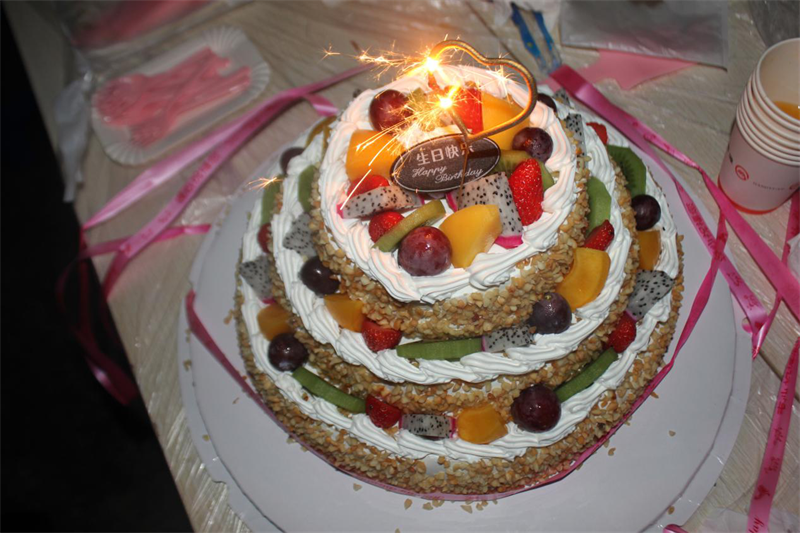 小小生日會(huì) 濃濃公司情——港源電子11月生日會(huì)＆公司聚餐